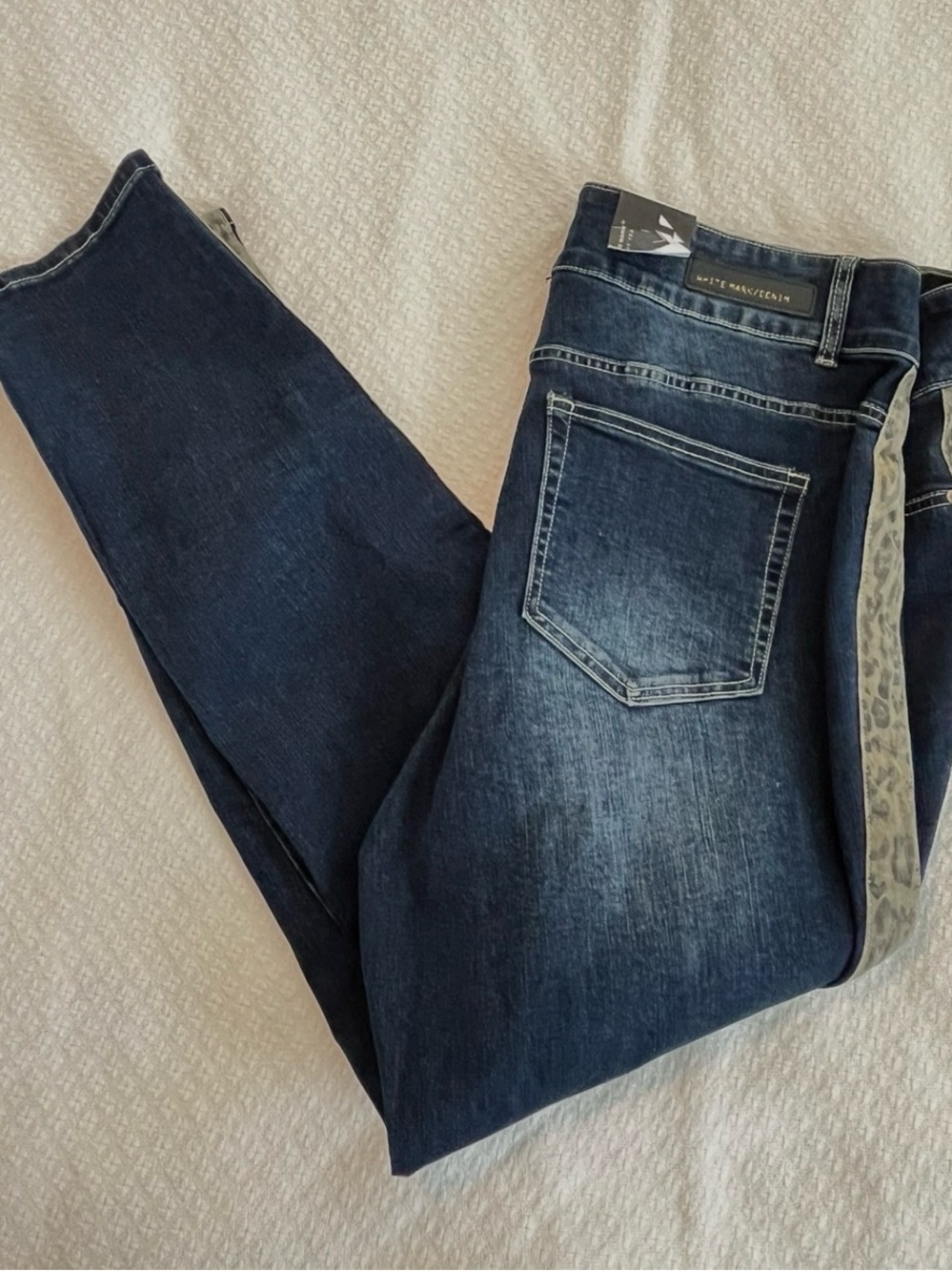 White Mark Dark Blue Jeans for Women / Cheetah Stripe / Size 22W Waist 40” NWT